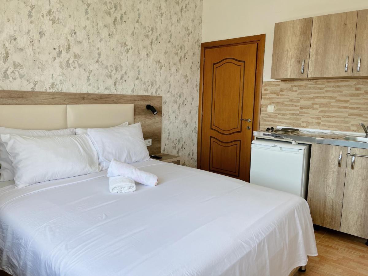 Guest House Koliqi - Hotel & Apartments Ulcinj Exterior photo