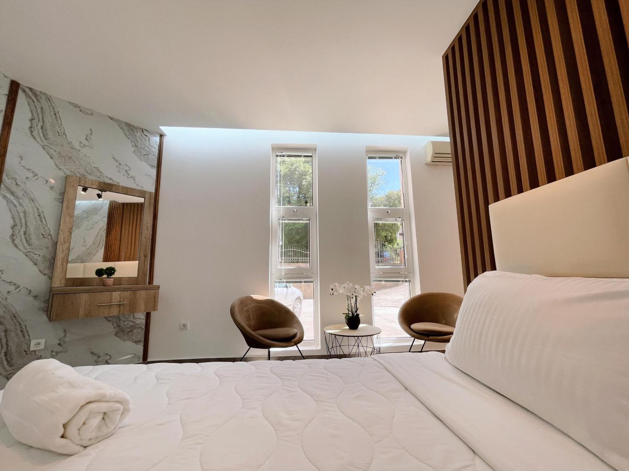 Guest House Koliqi - Hotel & Apartments Ulcinj Exterior photo
