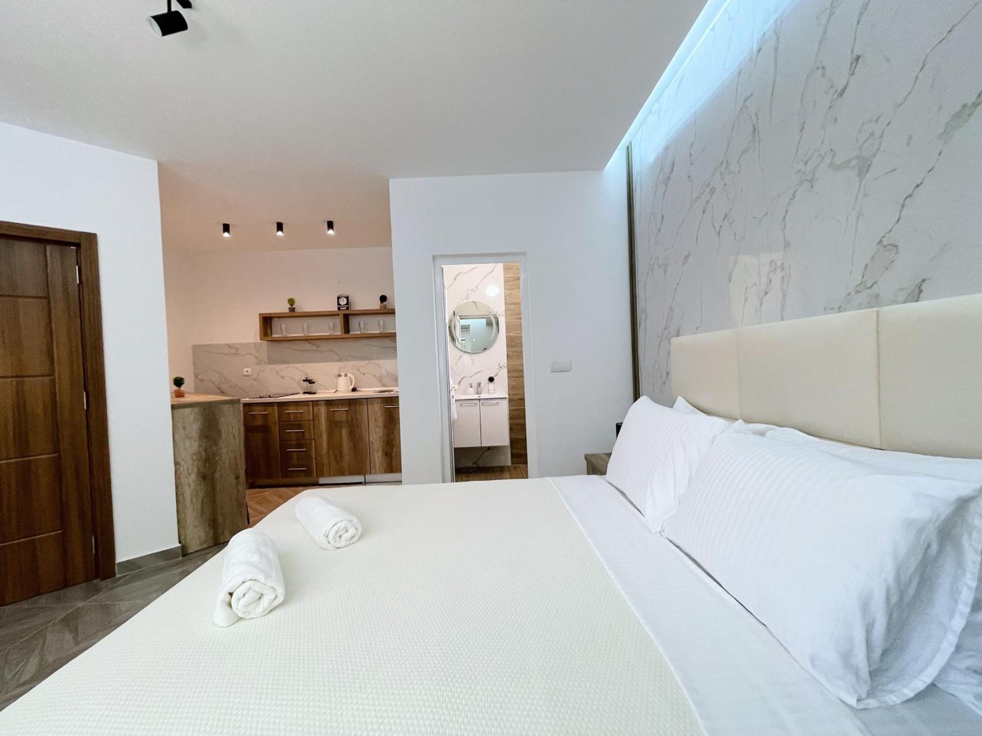 Guest House Koliqi - Hotel & Apartments Ulcinj Exterior photo
